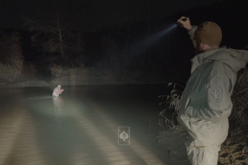 Какие мысли?  Что тут происходит?