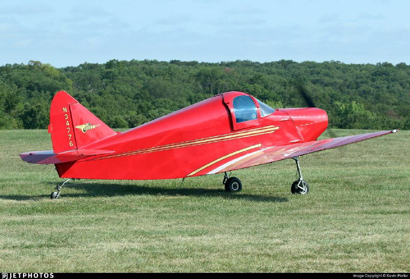 Culver LCA Cadet 14.01.2026  Самолет совершил посадку, и у него сломалось шасси.