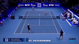 И после этого вы продолжите говорить, что это выставочный турнир?      Забира...