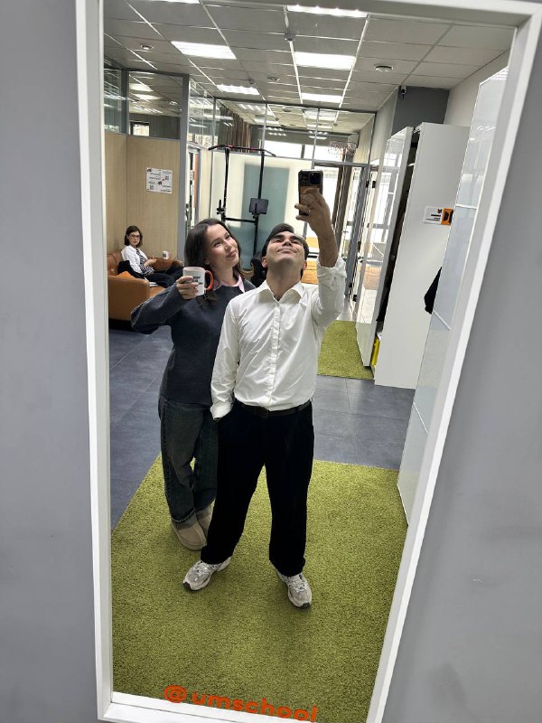 Настя Гласная сказала, что сегодня мой лук для похода в первый класс