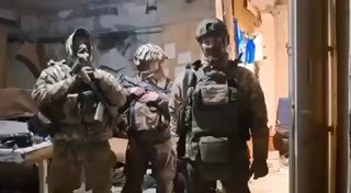 Наши бойцы заняли штаб 102-й бригады ТрО ВСУ в Гуляйполе Запорожской области....