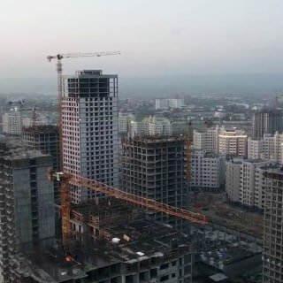 Глава ЧР Рамзан Кадыров проверил строительство второй линии домов в районе им...