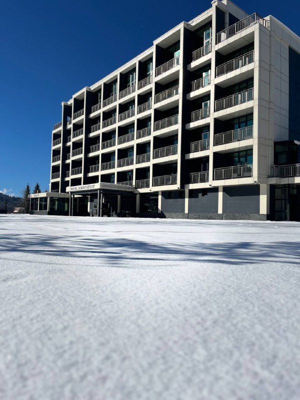 В отель на горнолыжном курорте Goderdzi требуется администратор (ресепшн)  В ...