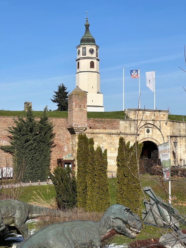 В Белграде +10 в январе, бесплатный общественный транспорт, кириллица и ощуще...