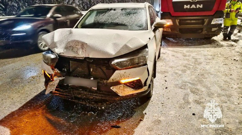 Массовое ДТП под Вышним Волочком  Сегодня, 10 января, на М 11 случилось ДТП с...