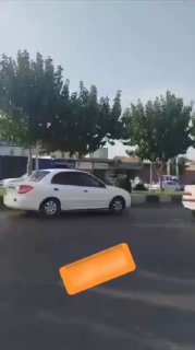 #خایه_کنید   چند روز پیش تو شهرستان بهارستانِ تهران، یه پسره داشت وسط خیابون ...