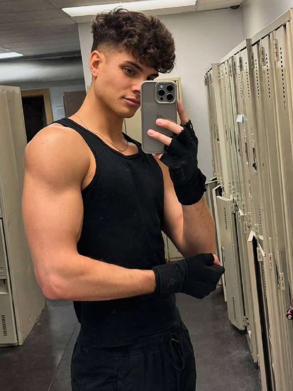 Ethan_Pr    Acceso 1  |   Acceso 2    Tutorial |  @Only_Privadoo