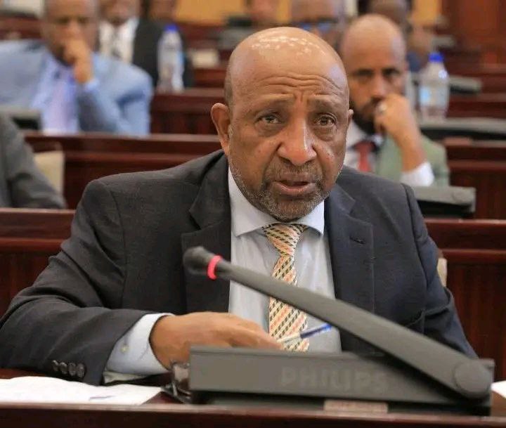 #MoE  Barattoonni yunivarsiitii waggaa 3ffaatti barnoota isaanii xumuruun, wa...