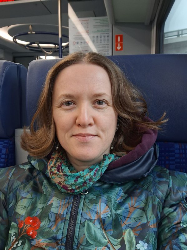 Я ж не молодею, но происходит что-то странное, когда смотрю на себя на фото. ...