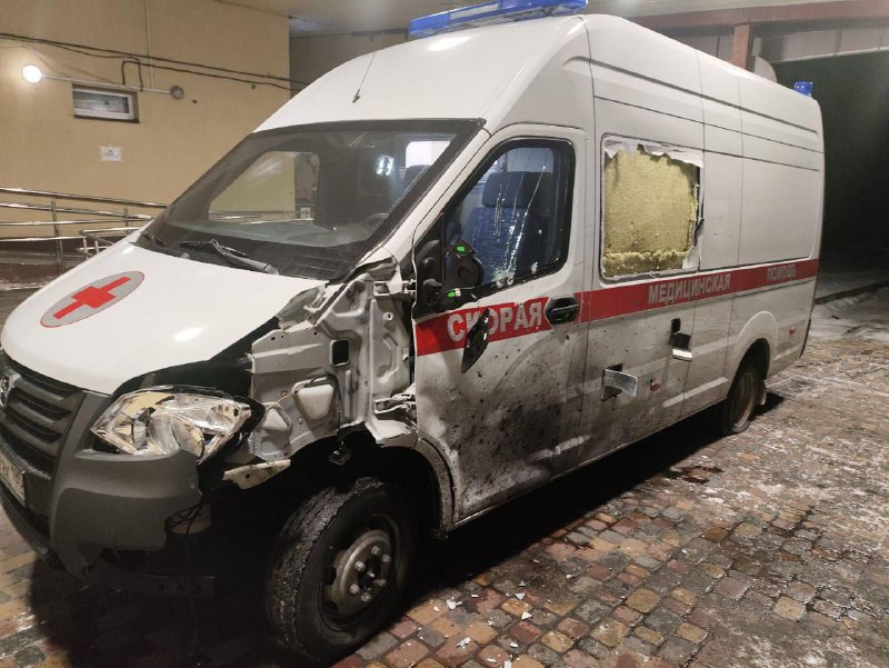 В Запорожской области ВСУ с помощью дрона целенаправленно атаковали автомобил...