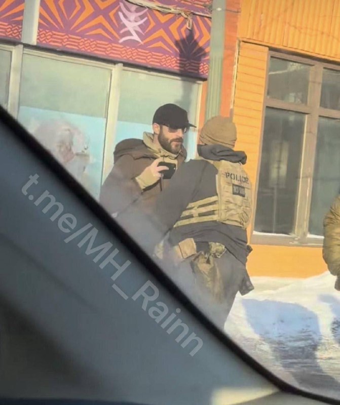 В американском Миннеаполисе массовые беспорядки из-за убийства жителя города ...