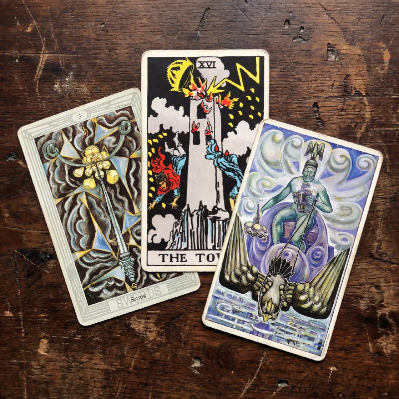 ТУЧИ сгущаются!  Грозовые облака - один из самых громких и тревожных символов...