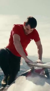 Спортсмен Алекс Хоннольд взобрался без страховки на небоскрёб.  Знаменитый ам...