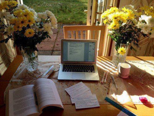 Как выжить во время дедлайнов?  1. Составьте список предметов, по которым вам...