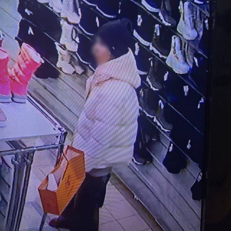 От подписчика   Девушка, вы переоделись, свою одежду оставили, а заплатить за...