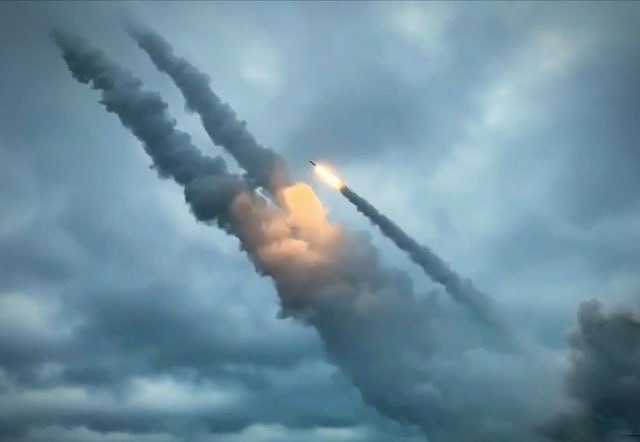 ВС РФ наносят удар по объектам ВСУ на Украине, летят 'Калибры' и 'Кинжалы'  Р...