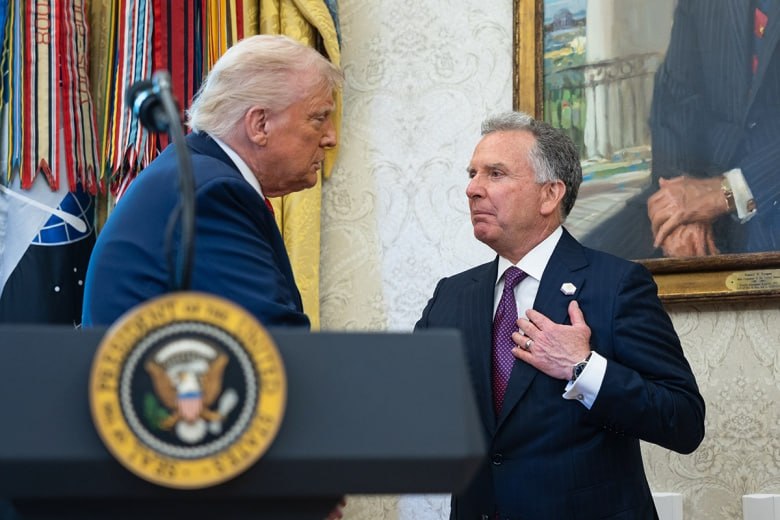 Трамп направляет Уиткоффа в Москву для встречи с Путиным  Президент США Донал...